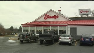 Local restaurants providing free food for veterans