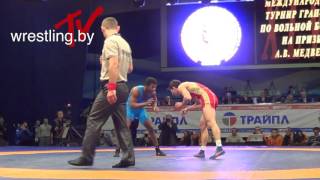 65 kg RAMONOV SOSLAN vs CHAMIZO FRANK