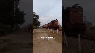 assistantlocopilots #shortsvideo #viralvideo #indianrailways #wdm3d#wdm3a #youtubeshorts #trainvideo