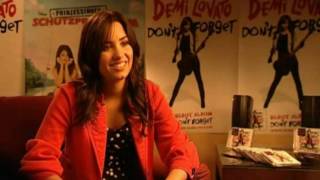 Demi Lovato-Interview-In Germany[Part1]