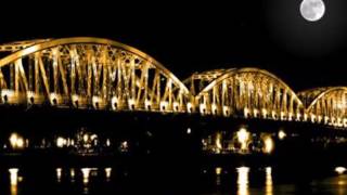 Huế Đêm Trăng _Quang Lê ,Bao Yen