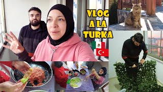 Hicimos Sarma Con Repollo 🇹🇷 Decorando Nuestro Balcón #Vlog | Mexicana En Turquía