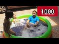 laurinha brincando na piscina colorida coloquei sabÃo na piscina e corante olha o que aconteceu