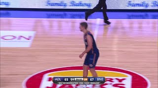 Daniel Kickert with 18 Points  vs. Adelaide 36ers