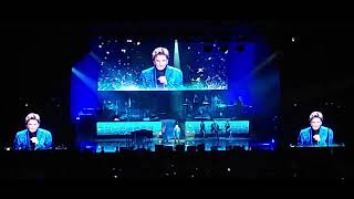 Somewhere In The Night by Barry Manilow Live in St Louis