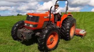 Modified Finish Mower Schouten ECONOM 275 (2/2) Attached To A Kubota M9000