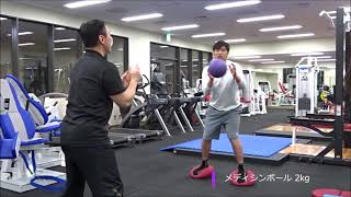 バランスディスクトレーニング メディシンボールを使った体幹トレーニング  テニス、バドミントン、野球など  Balance Disk Training, Trunk Rotation etc.