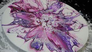 Want STUNNING Acrylic Pouring Art? Learn the Bloom Technique Now!