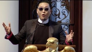 "Gangnam Style" Singer PSY Visits Harvard