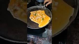 రెండు గుడ్ల ఆమ్లెట్ #most trending #🥚egg 🍳 receipe #ytshorts #plslikesharesubscribe #