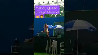 7M views l melody queen shreya ghoshal 👑👸  l shreya ghoshal live #viral #shorts  😍😘❤✨