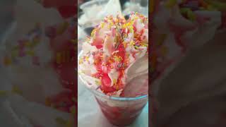 Ice Cream Sundae strawberry/ I'm forgetting my diet #youtubeshorts #asmr #satisfying