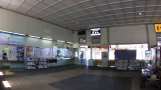 2015/4/27 琴平駅の中にセブンイレブン