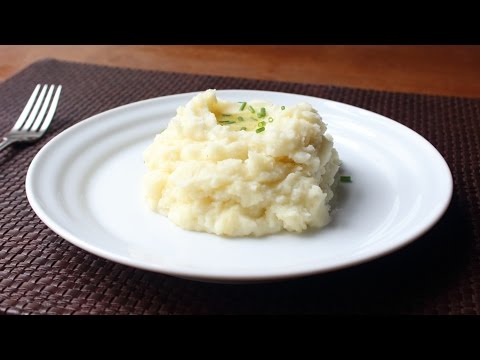 How to Make Perfect Instant Mashed Potatoes How to Make Perfect Instant Mashed Potatoes