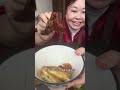 河南地方特色美食 大盘鸡焖花卷，你们吃过吗 鸡肉不腥不柴软烂脱骨，连花卷都吸满了汤汁，太好吃了抖音美食推荐官 农村美食记录真实生活