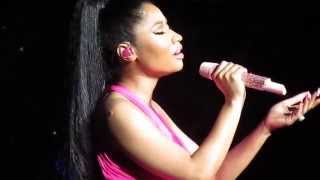 Nicki Minaj  "Grand Piano" Live