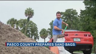 Pasco County prepares sand bags for rains