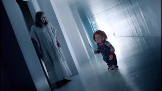 Chucky discute con una fantasma esquizofrénica en un manicomio