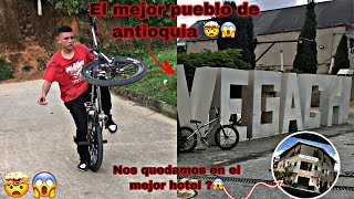 EL MEJOR PUEBLO DE TODO ANTIOQUIA (Vegachi ) el_chili😱 #viralvideo #wheelie #viajes