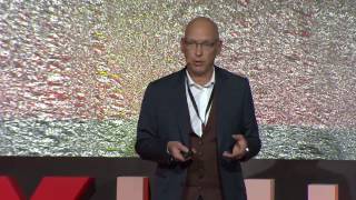 Sense of humor is the key to innovation: Peter Perceval at TEDxUHasselt