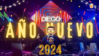 MIX AÑO  NUEVO 2024 🥳🎊 (Reggaeton, Cumbia, House y Lo Mejor del 2023)