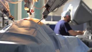 Dr. Farnam: What is Robotic Surgery?