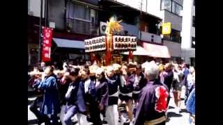 「三崎神社」の「大祭」の「北神田町会」の神輿渡御[1](2014-05-05)