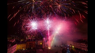 31.12.2018 - Silvestrovský ohňostroj - Trutnov Krakonošovo náměstí | 4K