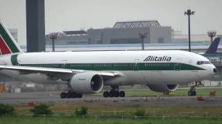 Alitalia Boeing 777-200ER - Narita International Airport RWY16R -