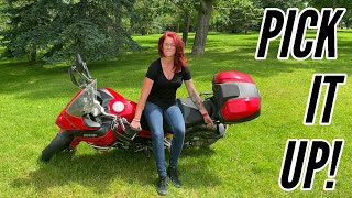 How to pick up BIG Motorcycle by yourself - Girl Picks up Huge fallen bike