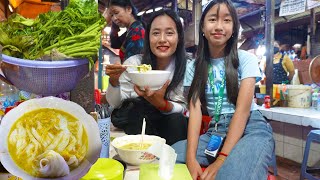 Breakfast @Beng KengKong Market - $1.25 For A Bowl Of Fish Gravy - Nom Banhjok Samlor Khmer