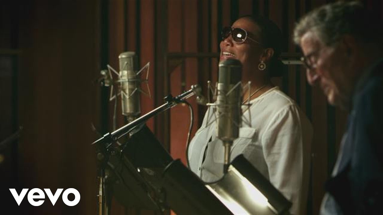 Tony Bennett & Queen Latifah - Who Can I Turn To (When Nobody Needs Me) Tony Bennett & Queen Latifah - Who Can I Turn To (When Nobody Needs Me)