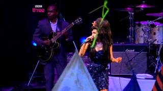 Amy Winehouse (Live Glastonbury Festival 2008) parte 1