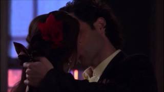 Dan & Blair Kiss Scene | Gossip Girl 5x15 | Crazy Cupid Love