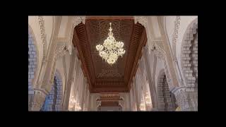 The largest mosque 🕌 in the world 🌎 is in Casablanca, Morocco 🇲🇦 全世界最大的清真寺🕌️在摩洛哥🇲🇦卡萨布兰卡