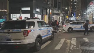 Atacan a jóvenes inmigrantes hispanos en Manhattan; muere uno