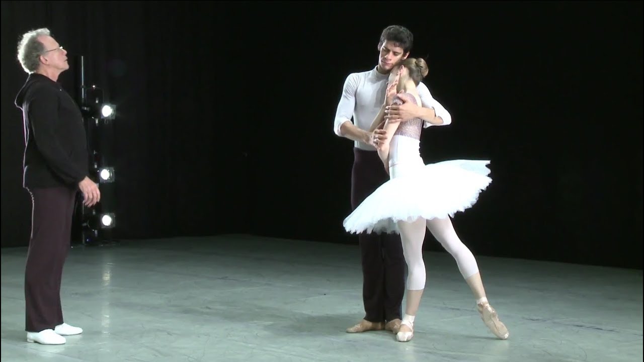 Swan Lake In Rehearsal The Royal Ballet Youtube
