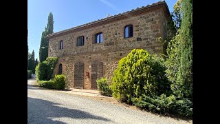 Antico casale in pietra in borgo toscano