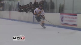 East Haven hockey primed for title run