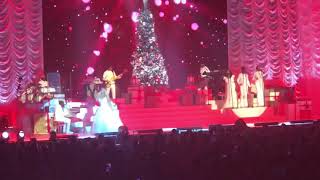 Mariah Carey - Christmas Baby Please Come Home (AIWFCIY Tour, Nottingham, 09/12/2018)
