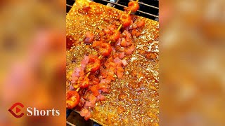 YouLookYummy286| Famous Chinese Street Food:  Grilled Sweet Potato Skin for 1$中国街头必尝美食：软糯Q弹烤苕皮，便宜又好吃