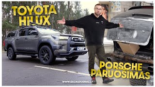 Kovinis Toyota Hillux I Izis ruošia Porsche plėvelei