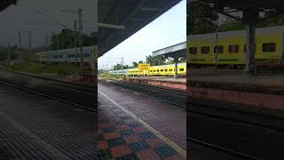 Venad Express (Trivandrum - Shornur)@ Chengannur Railway Station