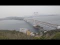 202403301715 大型吊り橋の海峡を見渡す