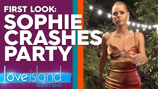 First look: Sophie Monk crashes the party at the Villa | Love Island Australia 2019