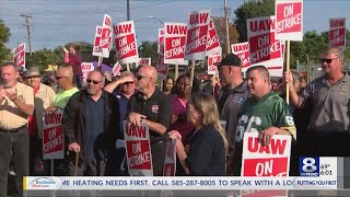 Rochester auto workers join nationwide strike against GM in contract dispute