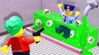 POLICE Locked In ACID TANK - Lego City Police