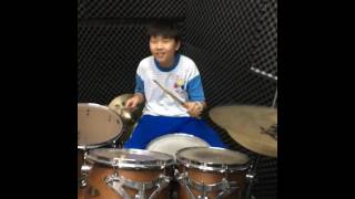 【爵士鼓手魷魚kEN®】2016-11 教學😀 ( 鼓手 - ；爵士鼓練習1-1 ) Drum Cover Practice SparxStix 發光鼓棒