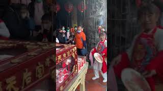 黑面三媽祖帶靈入聖地鹿港天后宮