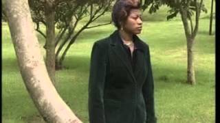 Angela Chibalonza - Hayuko Kaburini (Official Music Video)